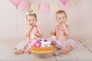 Lieblingsbild Babyfoto Hanna Helena cakesmash 2