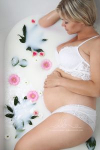 Lieblingsbild Babyfotografie Graz Melinda Babybauch 5