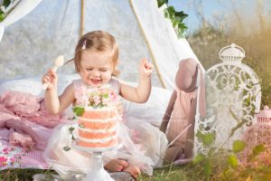 Lieblingsbild Babyfotografie cakesmash Mehlspeisenfraeulein Ella 1