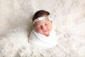Lieblingsbild Babyfotos newbornshooting Luisa Babyfotografin Steiermark newbornfotos