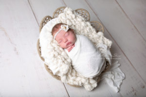 Lieblingsbild Babyfotograf Graz Steiermark Newbornshooting Lara 3