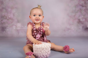 Lieblingsbild-Babyfotografie-Graz-Cakesmash-Babyfotografin-Workshops-Fotograf 1 Lieblingsbild Babyfotografie Graz Cakesmash Babyfotografin Workshops Fotograf