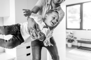 Lieblingsbild Babyfotos Graz Familienfotos Familyshooting Homestory Familienbilder Stolz Babyfotografin Graz Steiermark 14