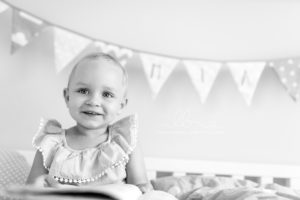 Lieblingsbild Babyfotos Graz Familienfotos Familyshooting Homestory Familienbilder Stolz Babyfotografin Graz Steiermark 16