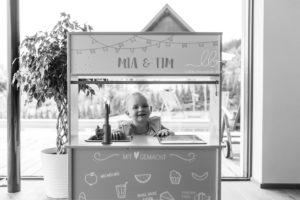 Lieblingsbild Babyfotos Graz Familienfotos Familyshooting Homestory Familienbilder Stolz Babyfotografin Graz Steiermark 23