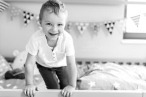 Lieblingsbild Babyfotos Graz Familienfotos Familyshooting Homestory Familienbilder Stolz Babyfotografin Graz Steiermark 6