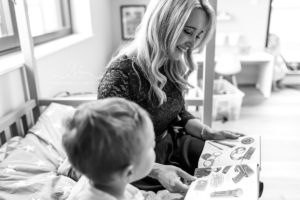 Lieblingsbild Babyfotos Graz Familienfotos Familyshooting Homestory Familienbilder Stolz Babyfotografin Graz Steiermark 8