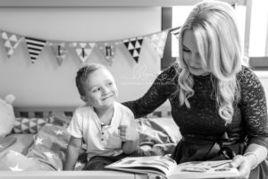 Lieblingsbild Babyfotos Graz Familienfotos Familyshooting Homestory Familienbilder Stolz Babyfotografin Graz Steiermark 9