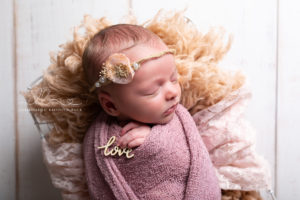 Lieblingsbild Babyfotos Graz Newbornfotos Magdalena Einzelcoaching Newbornfotoworkshop