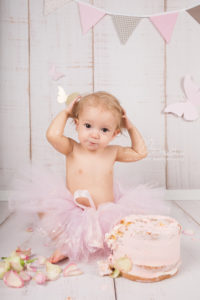 Lieblingsbild Babyfotos Graz cakesmash Valentina Fotoworkshop