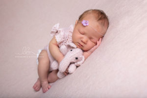 Lieblingsbild Babyfotos Graz newbornshooting Margaery Babyfotografin Stolz