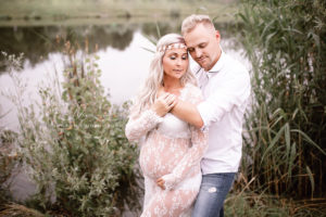 Lieblingsbild Graz Babybauchshooting Nicole Babyfotografin Stolz Babybauchfotoworkshop