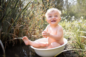 Lieblingsbild Babyfotos Graz cakesmash Valentin Konstantin 13 von 14