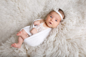 Lieblingsbild Babyfotos Graz Newbornfotos Malu 1 von 11