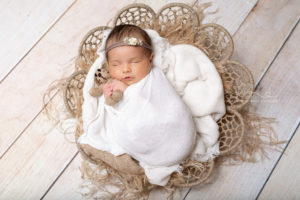 Lieblingsbild Babyfotos Graz Newbornfotos Malu 6 von 11