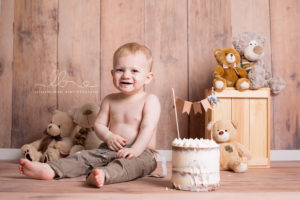 Lieblingsbild Babyfotos Graz Steiermark cakesmash Maxi 9 von 21