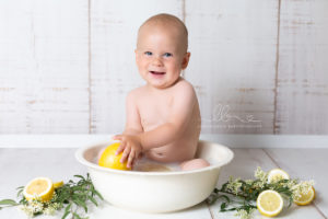 Lieblingsbild-Babyfotos-Graz-Zitronenbad-Jakob-8 1 Lieblingsbild Babyfotos Graz Zitronenbad Jakob 8