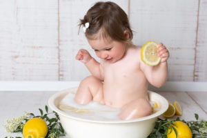 Lieblingsbild Babyfotos Graz Zitronenbad Sophia 2