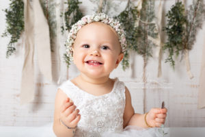 Lieblingsbild-Babyfotos-Graz-cakesmash-Liara-(9-von-17) 1 Lieblingsbild Babyfotos Graz cakesmash Liara 9 von 17