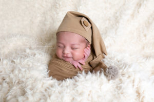 Lieblingsbild Babyfotos Graz newbornshooting Akaal 1 von 15