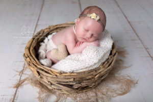 Lieblingsbild Babyfotos Graz newbornshooting Antonia 9 von 11