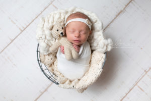 Lieblingsbild Babyfotos Graz newbornshooting Greta Rosa 14 von 21