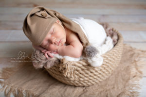 Lieblingsbild Babyfotos Graz newbornshooting Harvey 8 von 13