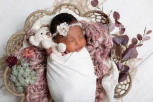 Lieblingsbild Babyfotos Graz newbornshooting Noemi 2 von 14