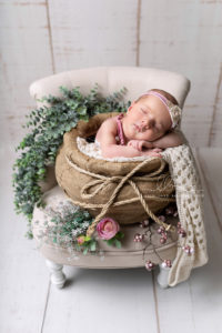 Lieblingsbild Graz newbornshooting Luna 8 von 9 Babyfotografin Steiermark