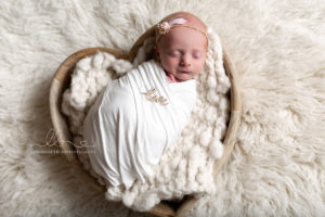 Lieblingsbild Babyfotos Graz newbornshooting Joelin 1 von 16