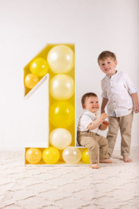 Lieblingsbild Babyfotografie Graz cakesmash Moritz 1 von 12