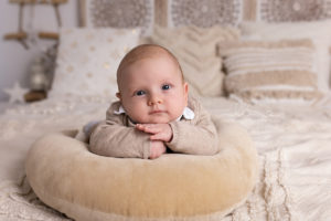 Lieblingsbild Babyfotos Graz Weihnachten2021 Weihnachtsfotos 5