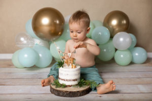 Lieblingsbild Babyfotos Graz cakesmash Babybadewanne Babybadetag Baby Torte