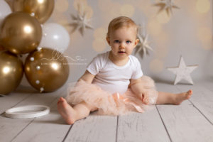 Lieblingsbild Babyfotos Graz cakesmash Geburtstagsfotos Steiermark Babyfotografin Torte