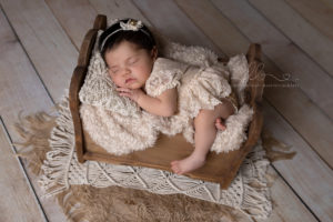 Lieblingsbild Babyfotos Graz Neugeborenenfotos newborn Babyfotografin Steiermark Rozerin 17 von 21