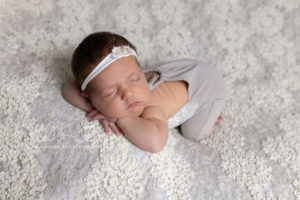 Lieblingsbild Babyfotos Graz newbornshooting Lena 12 von 12