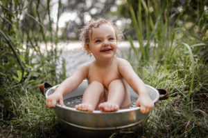 Lieblingsbild Babyfotografie Graz 2cakesmash Ronja 2022 Babyfotografin Geburtstag