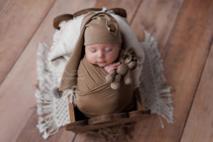 Lieblingsbild Babyfotos Graz newbornshooting Leano 3 von 10