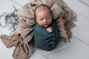 Lieblingsbild Babyfotos Graz newbornshooting Leano 7 von 10