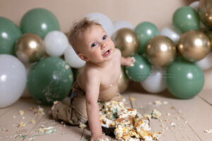 Lieblingsbild Babyfotos Graz cakesmash Nino 11 von 15800x1200 1